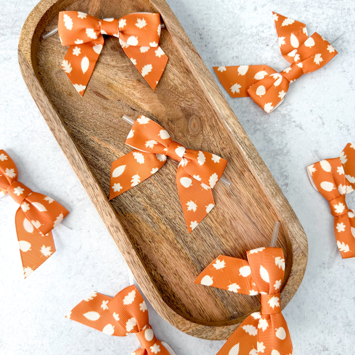orange leaves pre-tied 4" grosgrain bows with clear twist ties - set of 25