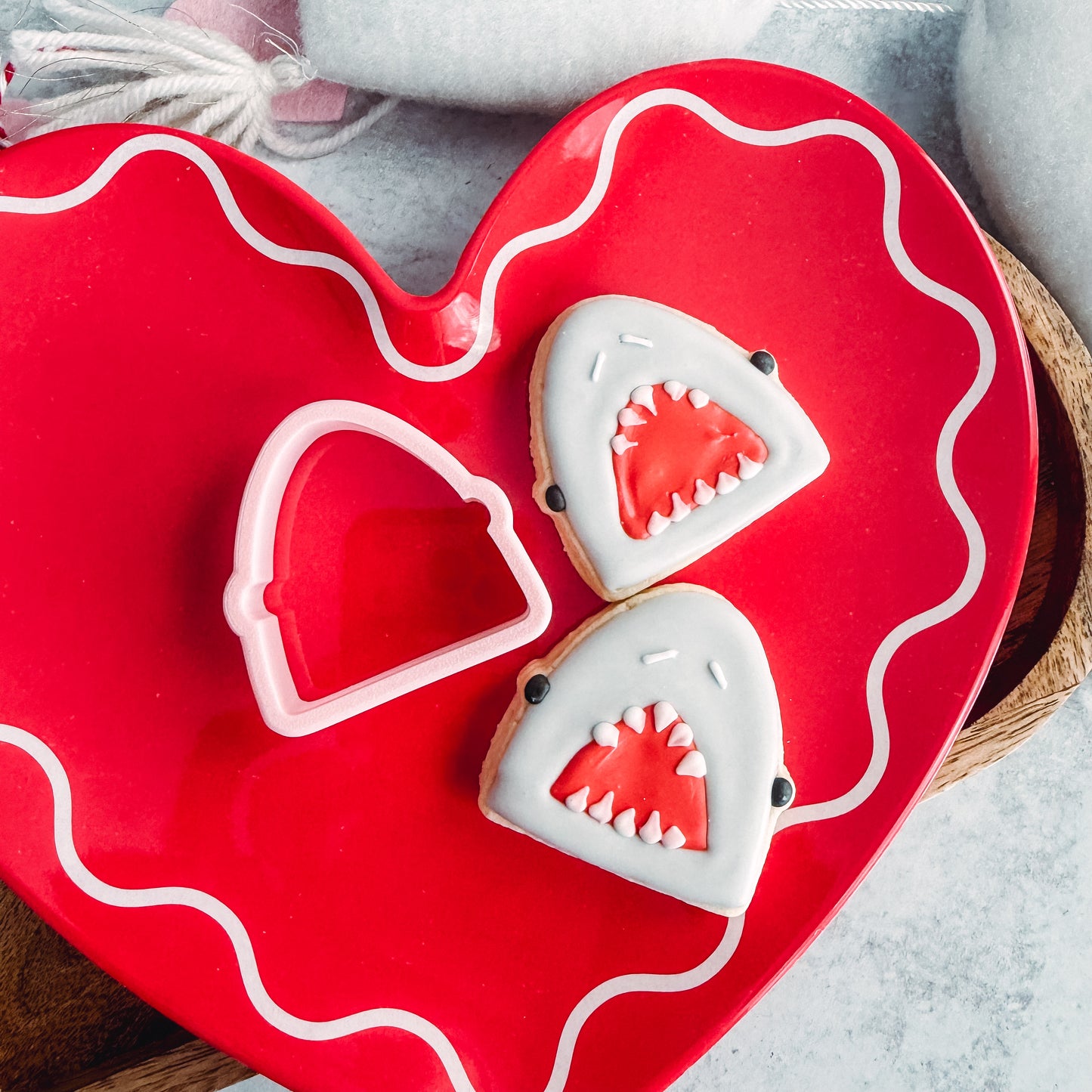 mini shark face cookie cutter