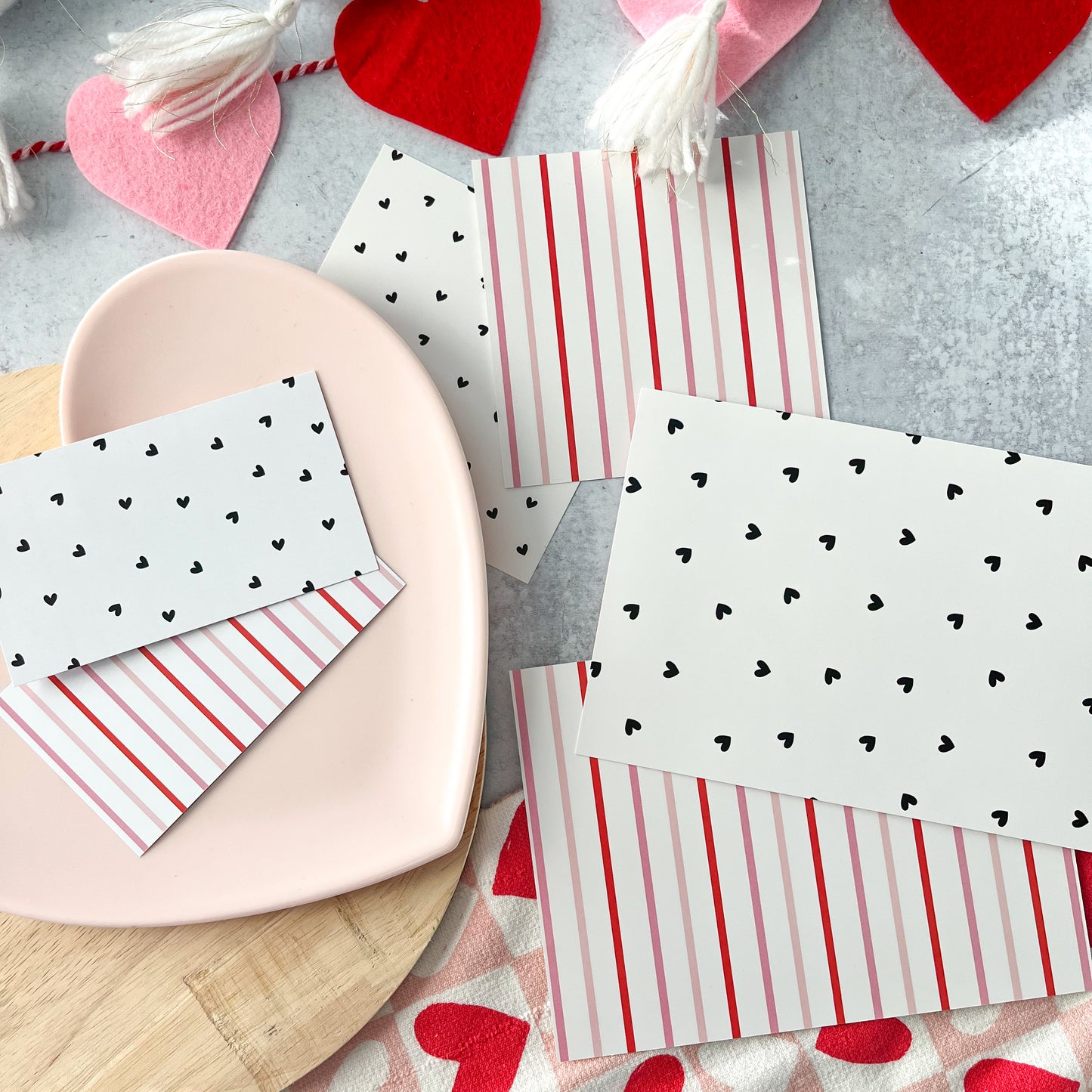 black hearts and pink stripes double sided box backers - pack of 24