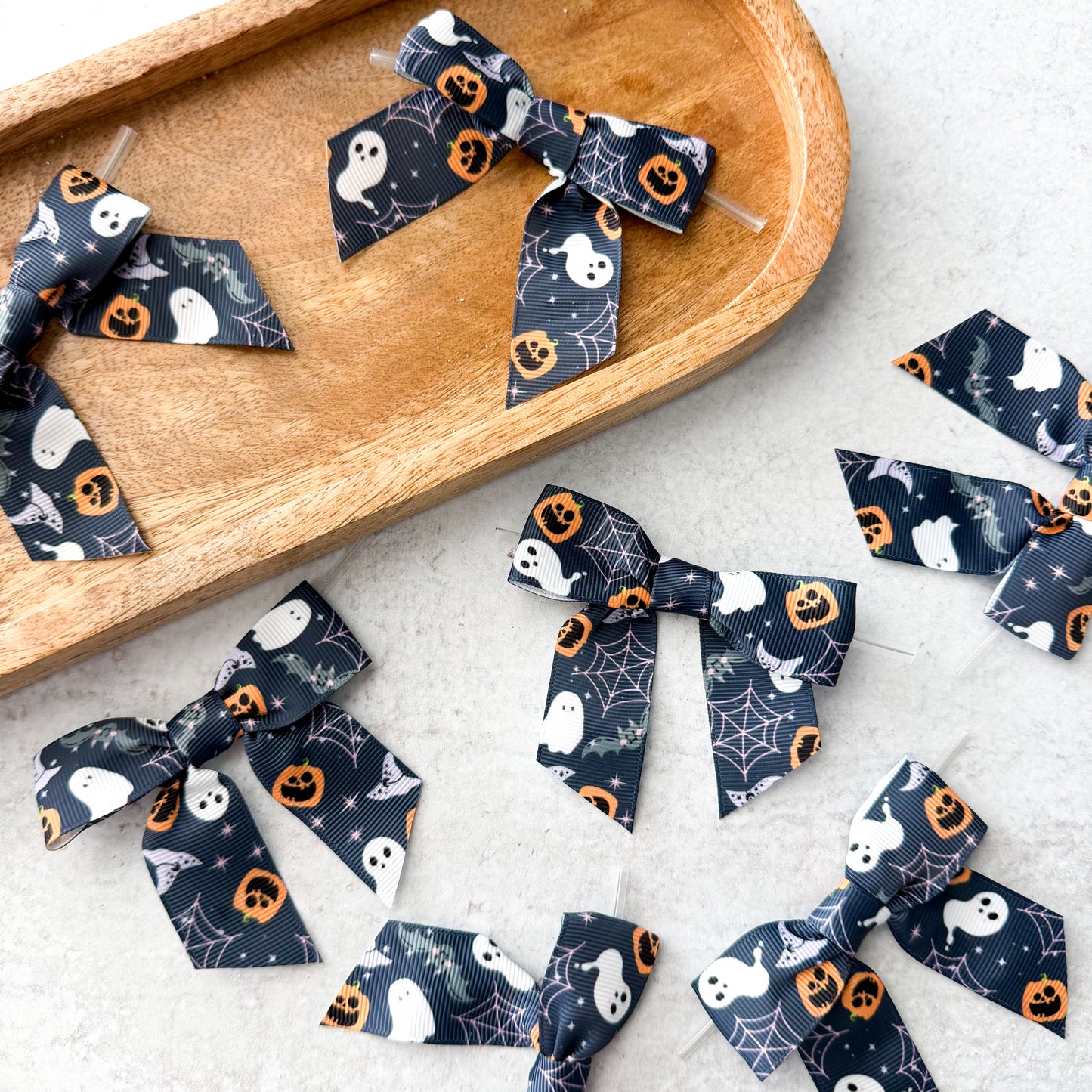 halloween pre-tied 4" grosgrain bows with clear twist ties - set of 25