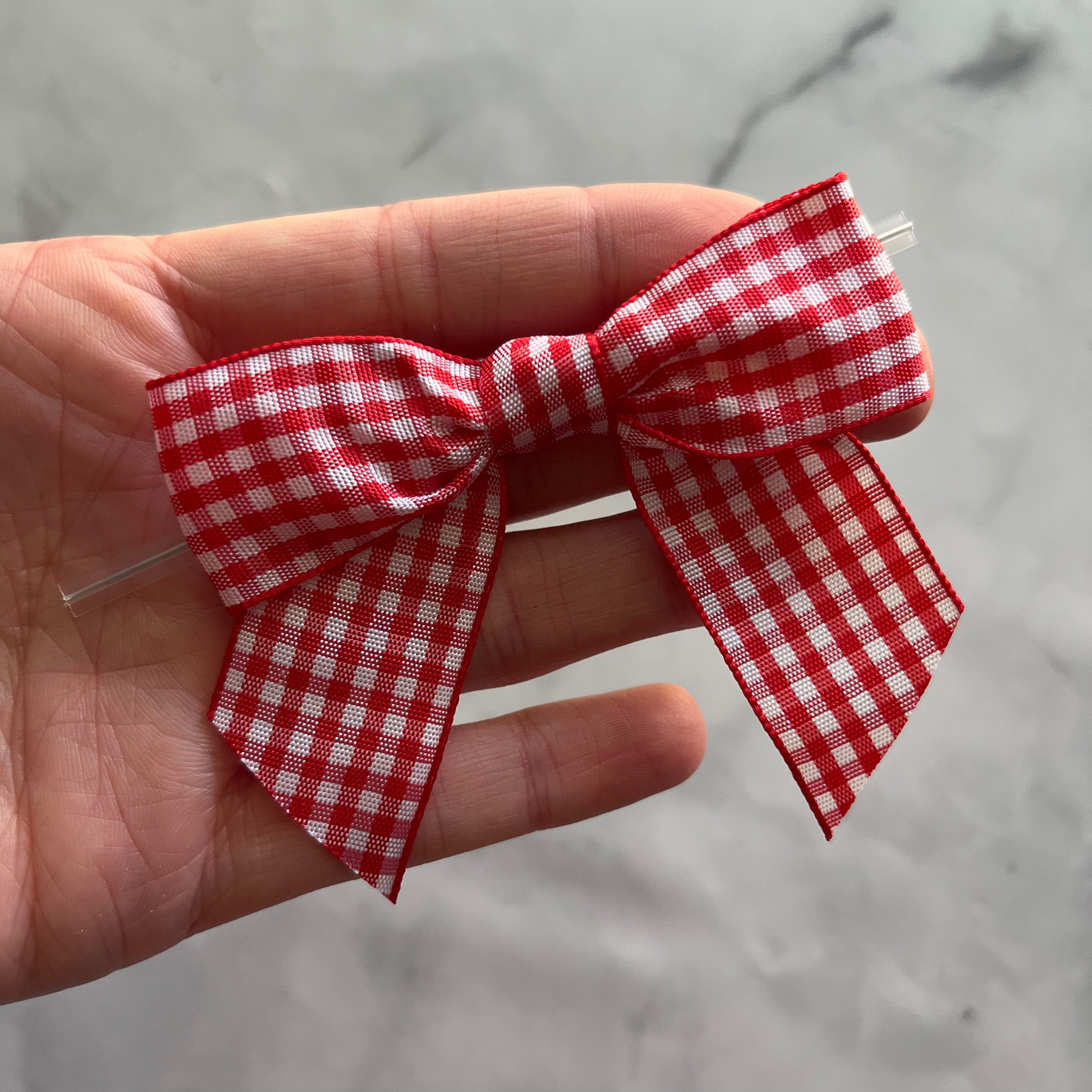 Pre-tied Gingham Bow with Twist Tie: Light Pink