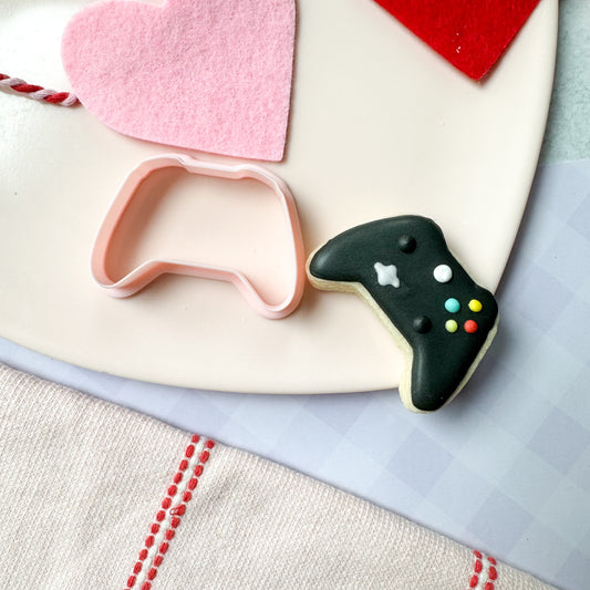 game controller mini cookie cutter