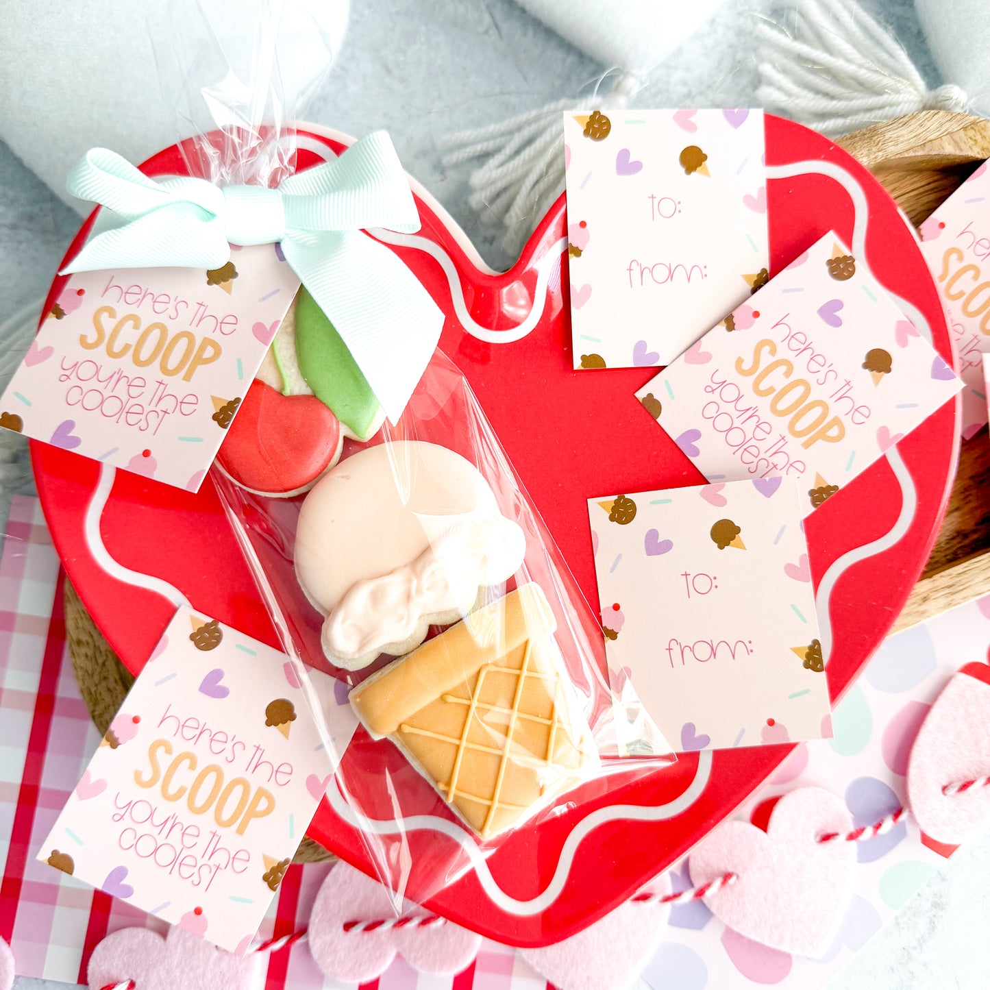 here’s the scoop 2.5x2" tags - pack of 24