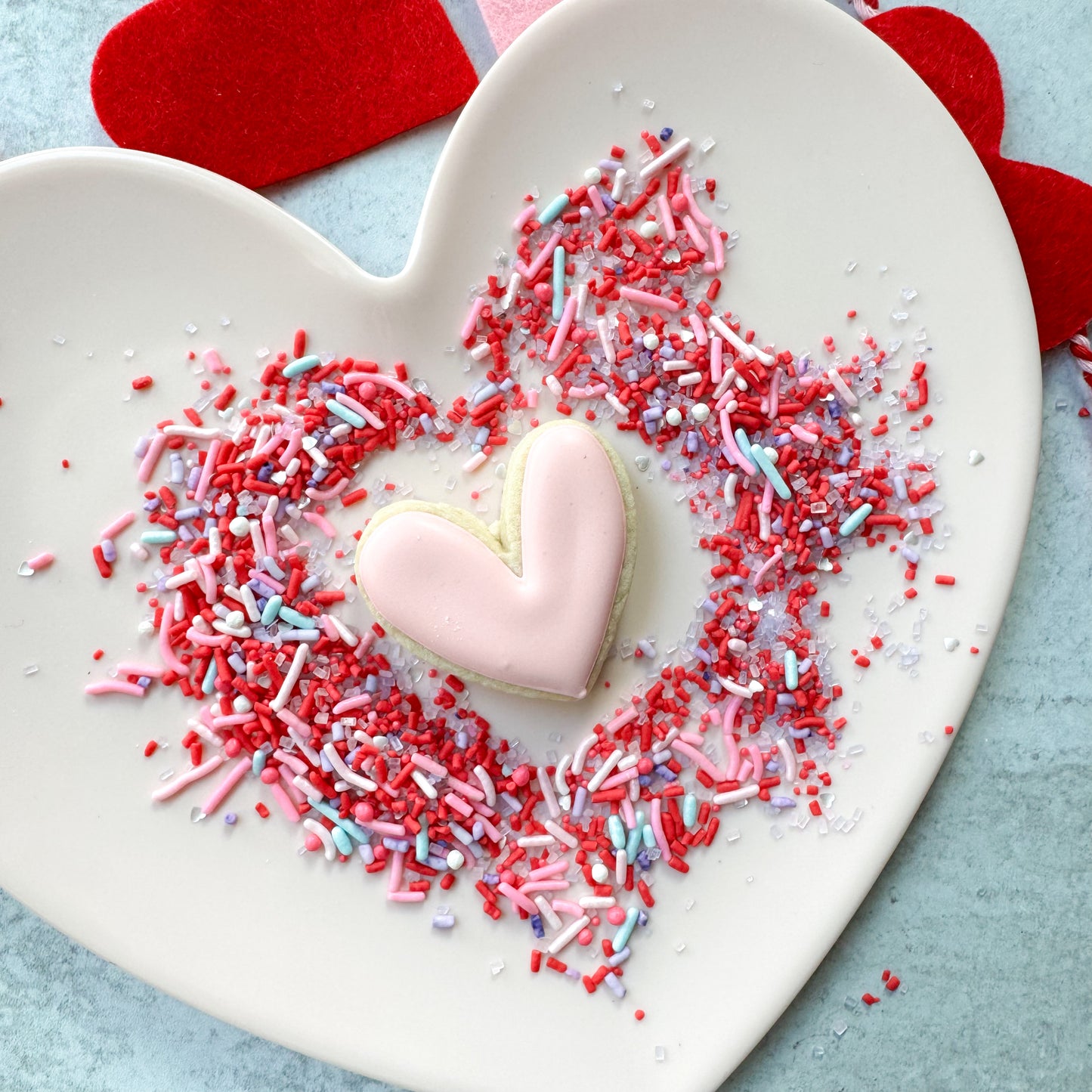 valentine sprinkles 4 ounce jar