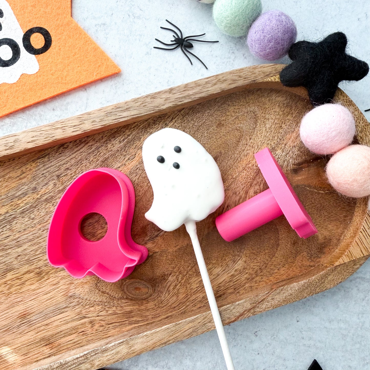 flying ghost cake pop cutter - 2"