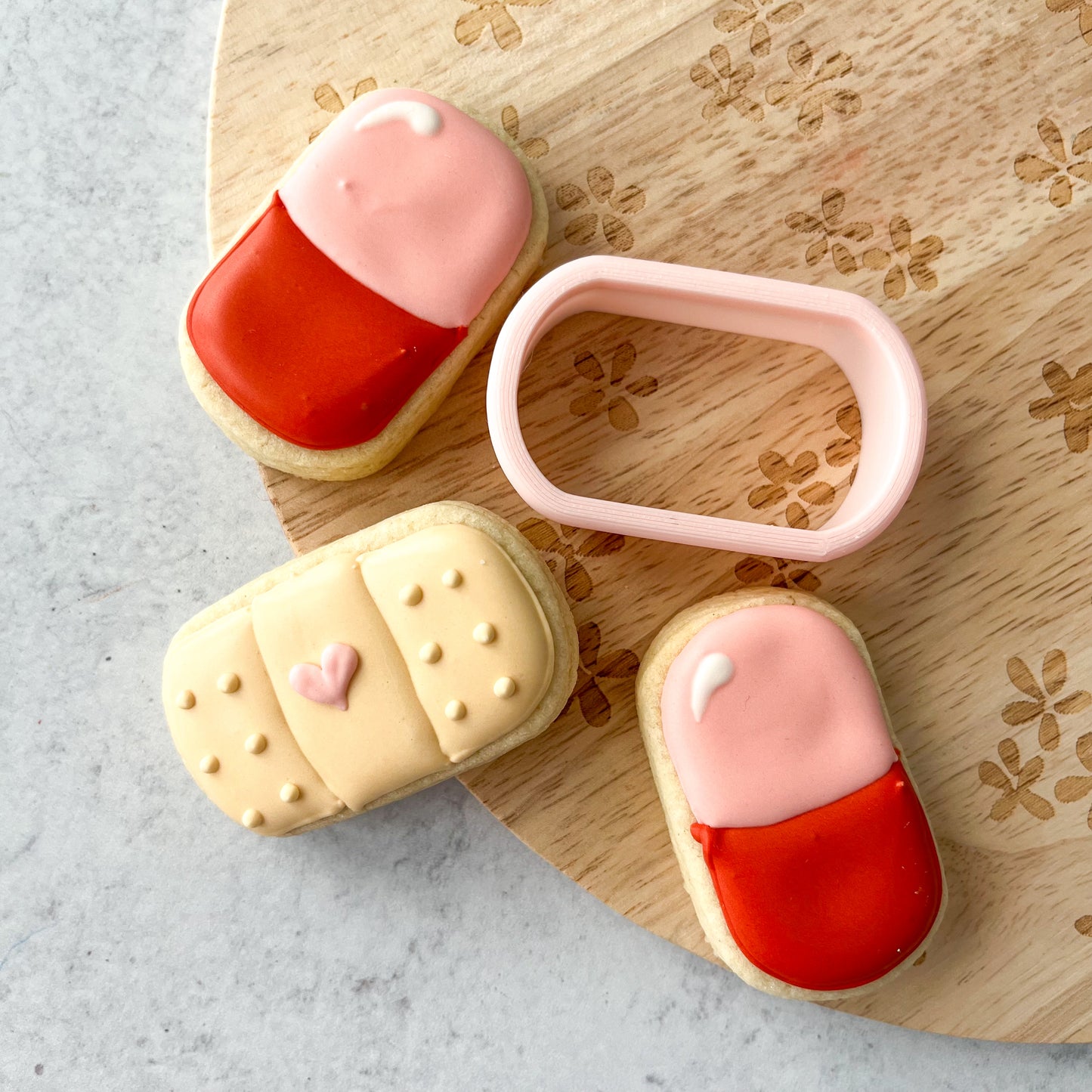 pill / bandaid mini cookie cutter