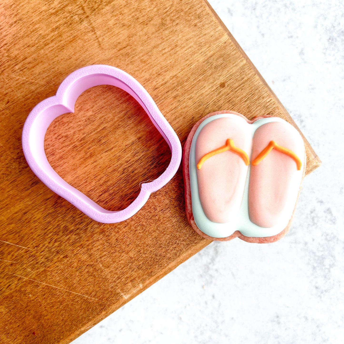 flip flops mini cookie cutter